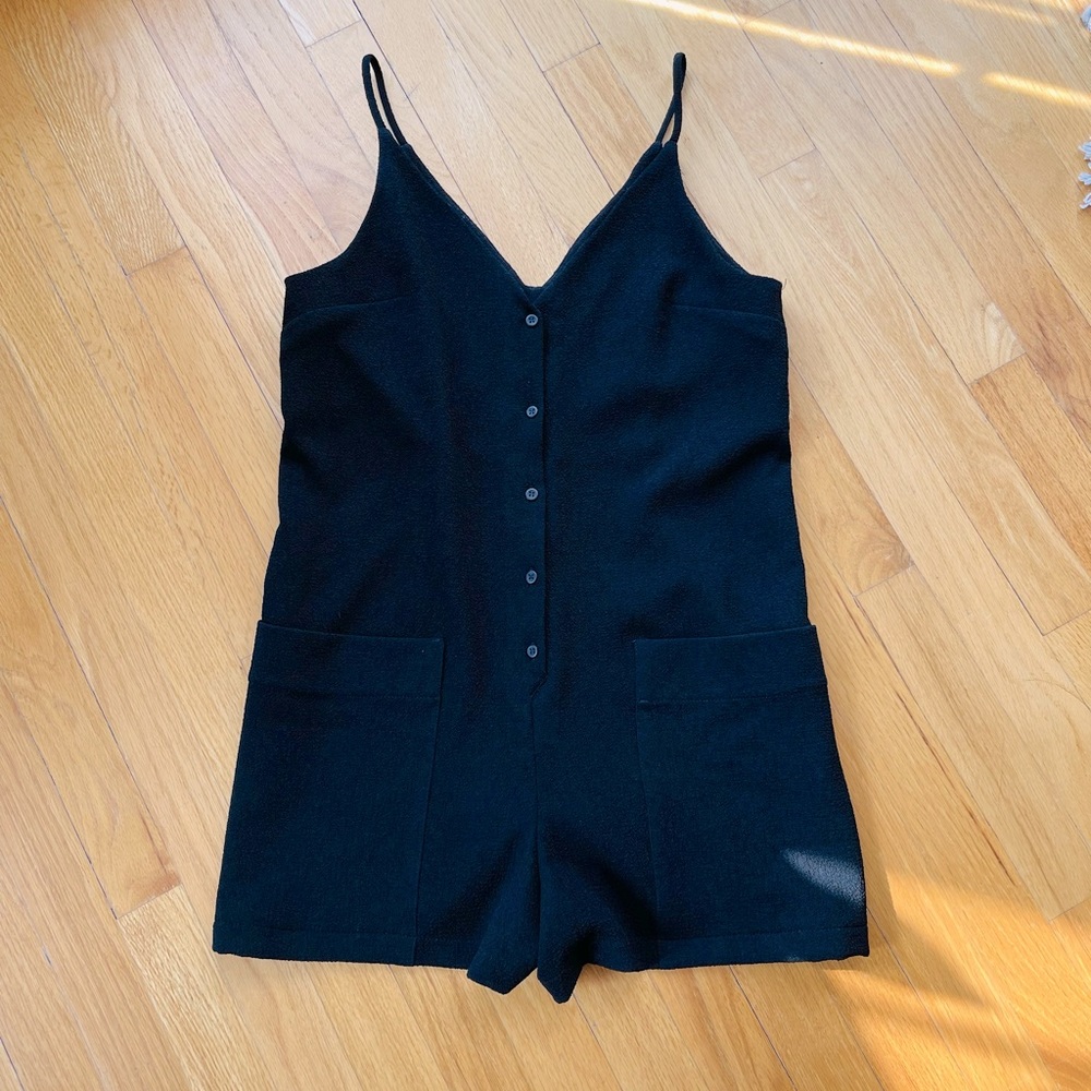 {Topshop} Shorts Romper with pockets! Black. Size US 6